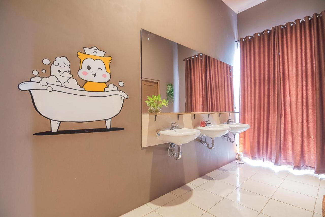 Reddoorz Hostel @ Grand Пангандаран Екстериор снимка